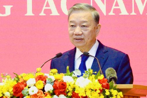 Tổng Bí thư: Văn phòng Trung ương phải là 'bộ não' và 'túi khôn' của Đảng