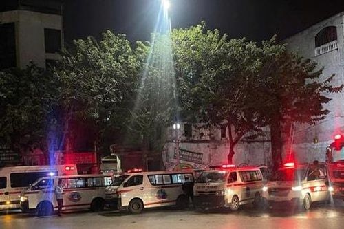 2 trường hợp bị ngạt khói trong vụ phóng hỏa quán hát trên đường Phạm Văn Đồng diễn biến xấu