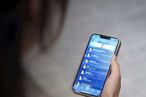 Ra mắt cẩm nang bảo vệ trẻ em trên mạng