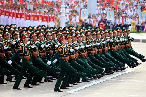 Hướng dẫn chế độ tiền thưởng sĩ quan, quân nhân chuyên nghiệp