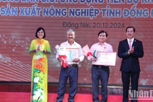 Đồng Nai trao giải các cuộc thi lĩnh vực khoa học và công nghệ