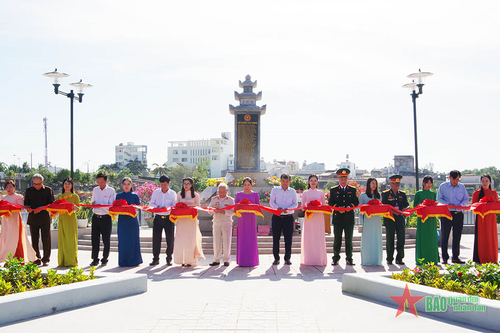 Khánh thành Đài tưởng niệm ghi danh các anh hùng hy sinh tại cầu Cần Đăng