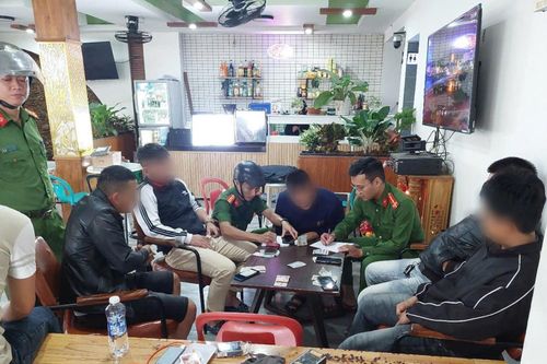 Sập sòng!