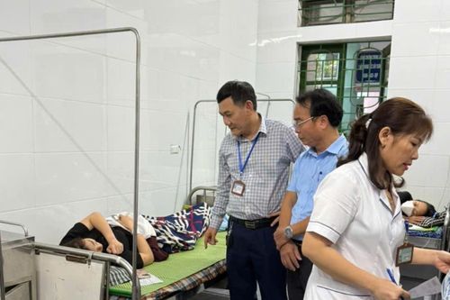 Đã xác định được nguyên nhân khiến 84 công nhân ở Nghệ An nhập viện sau bữa trưa