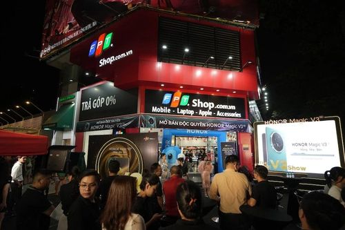 FPT Shop mở bán độc quyền HONOR Magic V3