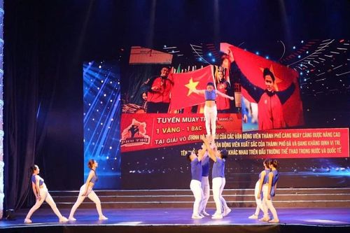 Hoàn thiện thiết chế để định hình ngành công nghiệp văn hóa và thể thao TPHCM