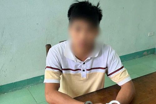 Bắt đối tượng dùng dao đâm người khi hiếp dâm không thành