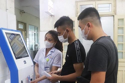 Hà Nội: Tăng cường kiểm soát chi khám, chữa bệnh bảo hiểm y tế