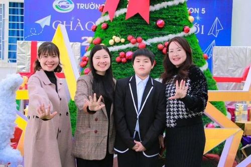 Nam sinh lớp 6 giành suất thi học sinh giỏi lớp 9 ở Thủ đô
