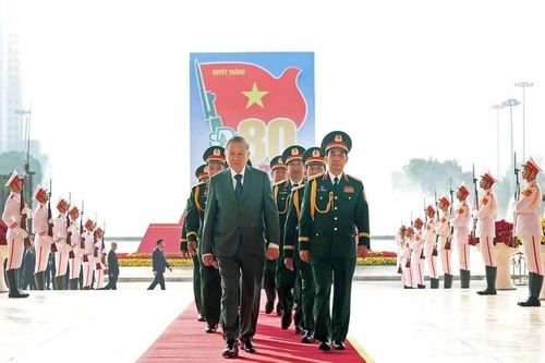 Tổng Bí thư dự Lễ kỷ niệm 80 năm Ngày thành lập Quân đội Nhân dân Việt Nam