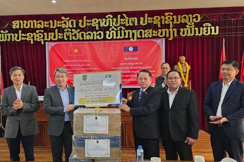 Bộ trưởng Bộ Tư pháp Nguyễn Hải Ninh thăm và làm việc với Học viện Tư pháp Quốc gia Lào, cơ sở Luang Pra Bang