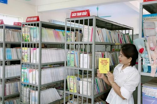 Nhân viên trường học: 'Vào nghề gần 20 năm nhưng lương còn thua người giúp việc'