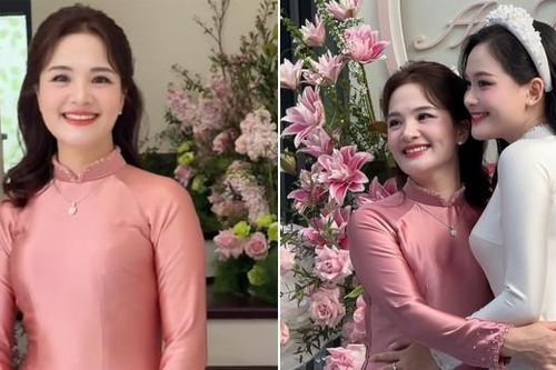 Mẹ cô dâu trẻ đẹp, nụ cười tỏa nắng gây chú ý trong đám hỏi ở Hải Phòng
