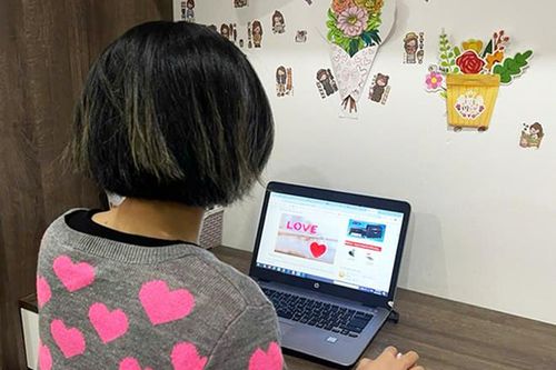 Xâm hại tình dục trẻ em trên mạng xã hội, mối nguy hại cha mẹ khó nhận biết