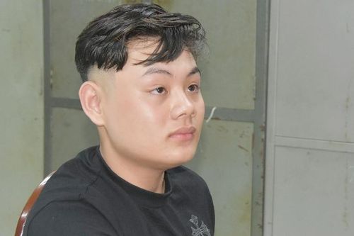 Thiếu nợ, 'hot boy' 18 tuổi cùng bạn đi cướp tiệm vàng