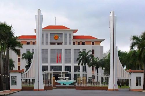 Quảng Nam sẽ giảm 6 sở sau sắp xếp, tinh gọn