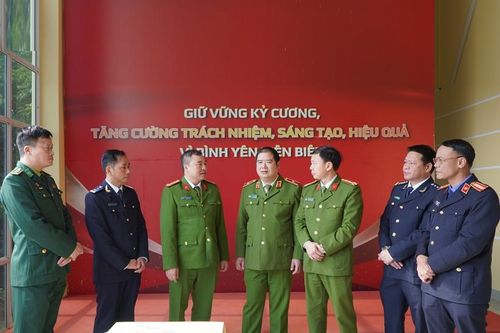 Bàn giải pháp đấu tranh với tội phạm ma túy trên tuyến biên giới Việt Nam - Lào