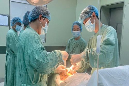 Thực hiện thành công 2 ca ghép tủy đồng loại cho 2 bệnh nhi bị tan máu bẩm sinh