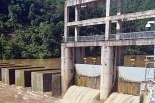 Xả hạ thấp mực nước hồ chứa thủy điện Nậm Mô