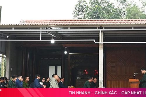 Bàn giao 'Mái ấm cho đồng bào tôi' cho người dân Hương Khê
