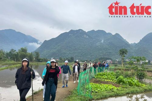 Tạo sức hút du lịch tới điểm du lịch Pù Luông