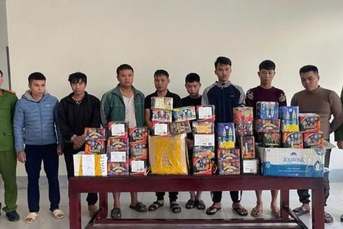 Từ vụ gây rối, phá đường dây buôn bán, tàng trữ hàng cấm