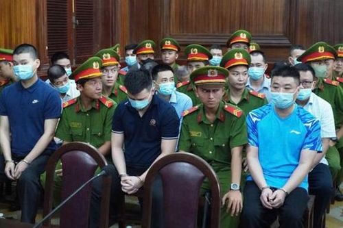 Tuyên án vụ cán bộ thuế 'bảo kê' cho đường dây mua bán hóa đơn khống hơn 14.000 tỷ đồng
