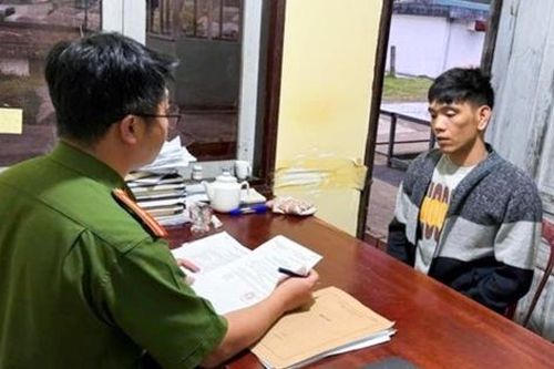 Bắt kẻ mạo danh cán bộ địa chính làm sổ đỏ giả, chiếm đoạt tài sản