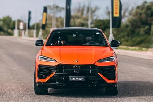 Top 10 xe SUV động cơ V8 tốt nhất thế giới: Vinh danh Lamborghini Urus SE