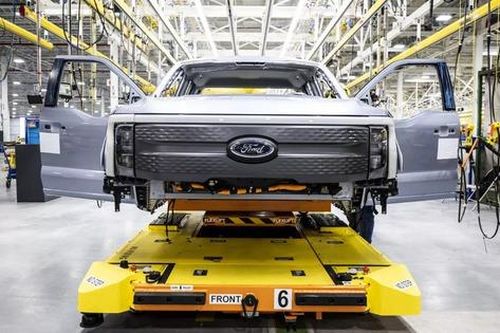 Triệu hồi quá nhiều, Ford bổ nhiệm giám đốc mới