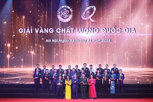 Tôn Đông Á đạt giải Vàng Chất lượng Quốc gia