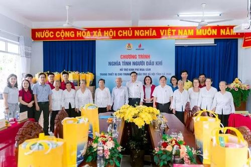 Phân Bón Cà Mau đồng hành, hỗ trợ cùng tỉnh Cà Mau phát triển bền vững