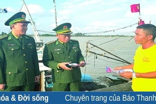 'Ðâu cần bộ đội có, đâu khó có bộ đội': Canh giữ biển đảo, cứu nạn giữa trùng khơi