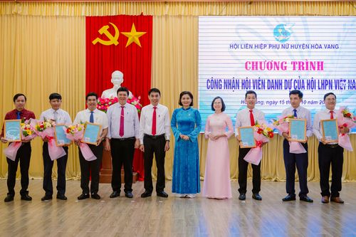 Khi hội viên Hội Liên hiệp Phụ nữ là... nam giới
