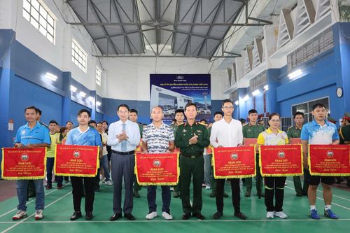 Bộ Chỉ huy Quân sự tỉnh tổ chức giao lưu thể dục thể thao