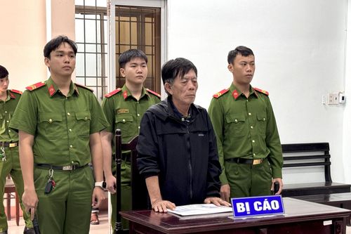 Giữ nguyên hình phạt đối với bị cáo gây thương tích cho người cùng thôn