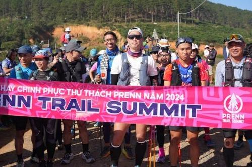 Khai mạc giải chạy cự ly 182km tại Di Linh