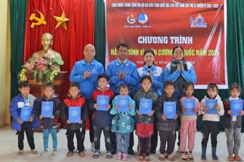 Tuổi trẻ Lâm Đồng tổ chức Hành trình vì biên cương Tổ quốc tại tỉnh Sơn La