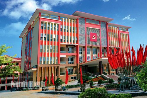 Vững bước trên hành trình mới