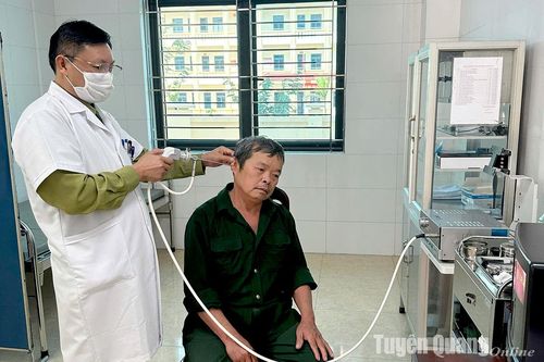 Sư đoàn 316 tổ chức khám và cấp phát thuốc cho đối tượng chính sách thành phố Tuyên Quang