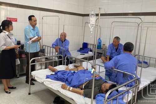 Bệnh nhân hút thuốc lá mắc bệnh nội khoa cần được hỗ trợ cai nghiện