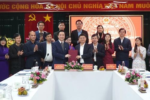 Thừa Thiên Huế đạt chuẩn phổ cập giáo dục trung học cơ sở và xóa mù chữ mức độ 2
