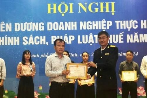 TP. Hồ Chí Minh tuyên dương các doanh nghiệp thực hiện tốt chính sách, pháp luật thuế