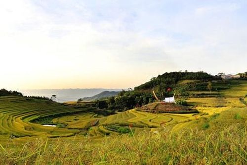 Lạc Sơn - Điểm đến hấp dẫn trên 'bản đồ du lịch Tây Bắc'