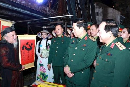 Triển lãm 80 năm Văn hóa - Văn nghệ quân đội: 'Bản hùng ca chiến sĩ - nghệ sĩ'