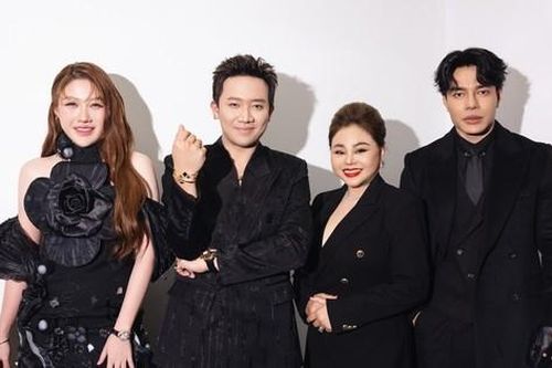 Vừa tổ chức showcase giới thiệu Bộ Tứ Báo Thủ, Trấn Thành đã gặp 'sao quả tạ'