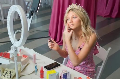 Thế hệ sao mạng mới nhất, không phải Gen Z
