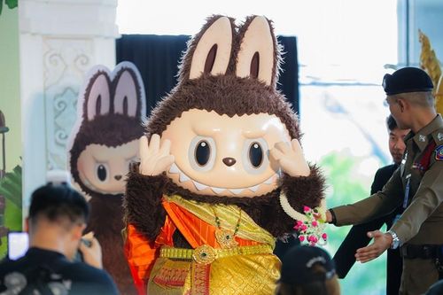 Labubu, Moo Deng và công thức 'hái ra tiền' của du lịch Thái Lan