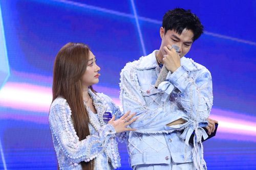 Phan Đạt, Phương Lan bật khóc trong show trước khi chia tay