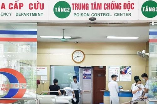 Hà Nội: 2 người tử vong nghi ngộ độc thực phẩm tại một trung tâm hội nghị